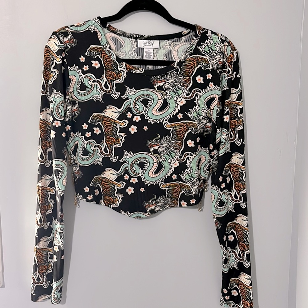 Y2K Tiger/Dragon top